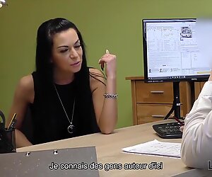 LOAN4K. La fille des millionnaires ne peut pas payer d'_impô_ts et a besoin d'_un gros prê_t