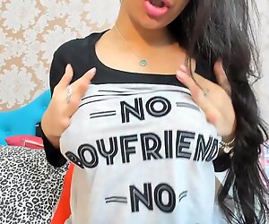 SEXY LATINA WEBCAM Amazing big boobs safada dos peitoes