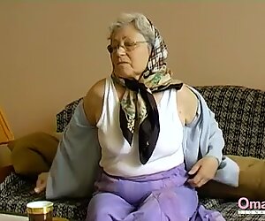 OmaHoteL Horny Grandma Toying Her Hairy Pussy