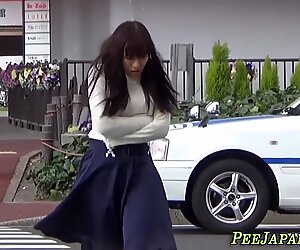 Japanese babe urinates