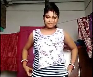 Bangla Boudi dress change