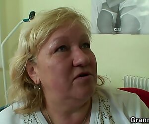 Nasty blowjob and doggystyle granny games