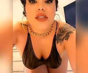 Thick SEXY BITCH
