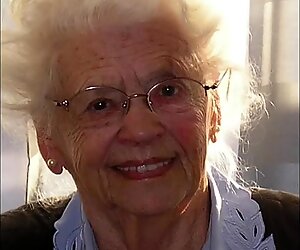 GRANNY SEX SHOW 6