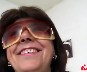 Scambisti Maturi - Mature Italian amateur in hot MMF sex