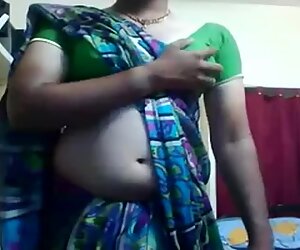 Very hot Indian Shemale bring in she is infront of CAM