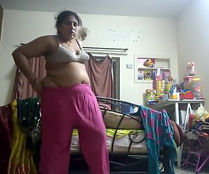 Desi Bhabi Hidden Cam