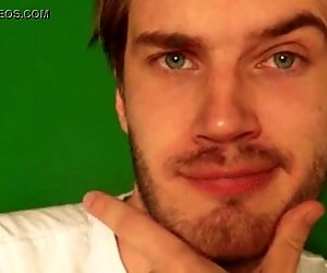 SUBSCRIBE TO PEWDIEPIE