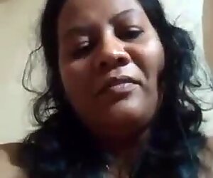 Desi bhabi big pussy fingering