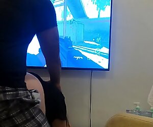 Sexy Horny Pinay Blowjob & Fuck while Gaming - Ako Na Lang Ang Laruin Mo!