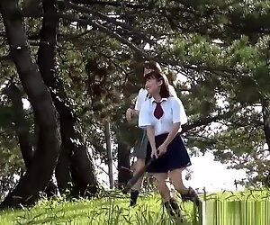 Kinky Asian Teens Pissing