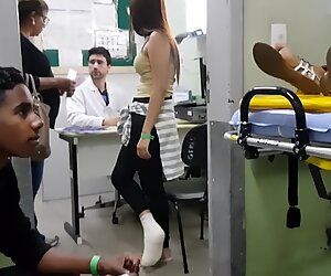 Garolta com p quebrado no upa ( hopping )