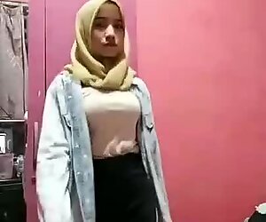 Hijab Indonesian show