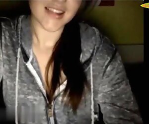 Girl Shows Perfect Tits On Kkcams