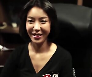 KOREA1818.COM - MILFtastic Korean Babe