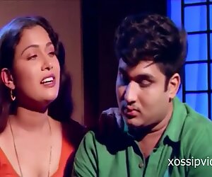Beautiful Mallu bhabhi forcely romance with frant her husband