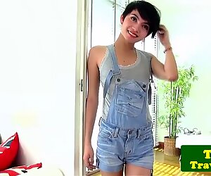 Young ladyboy Sofie gives hot solo show
