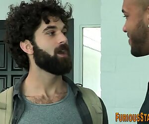 Ripped bear sucks bbc